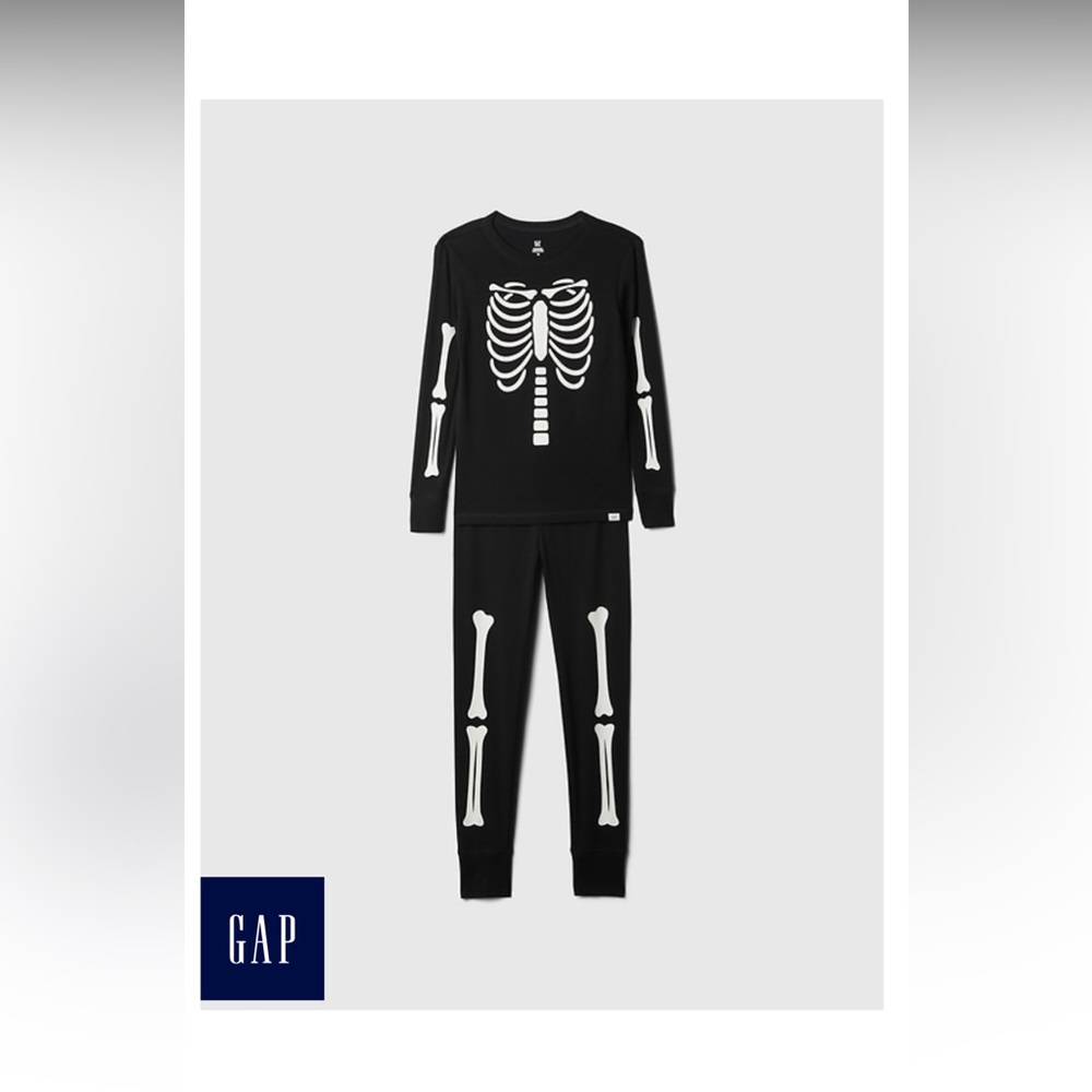 GAP Black Skeleton Pajama Set - Glow in the Dark